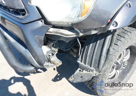 2014 Toyota Tacoma Base V6 из США, поврежденный, VIN 3TMLU4EN3EM140836